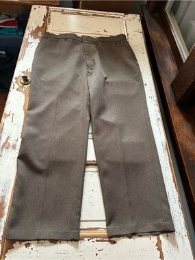 Vintage 1980’s or 1990’s Levi’s ACTION SLACKS Polyester Pants